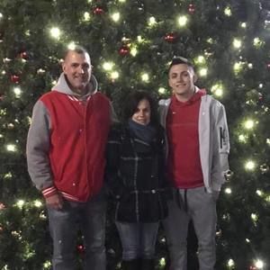 Meet your Posher, Tom